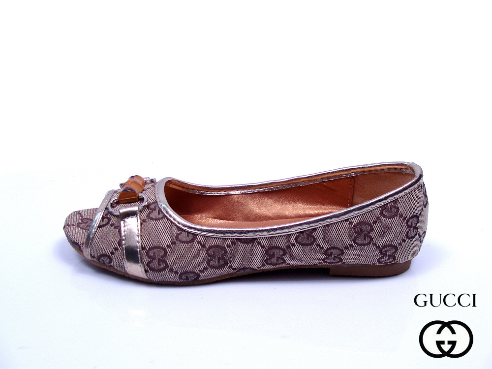gucci sandals050